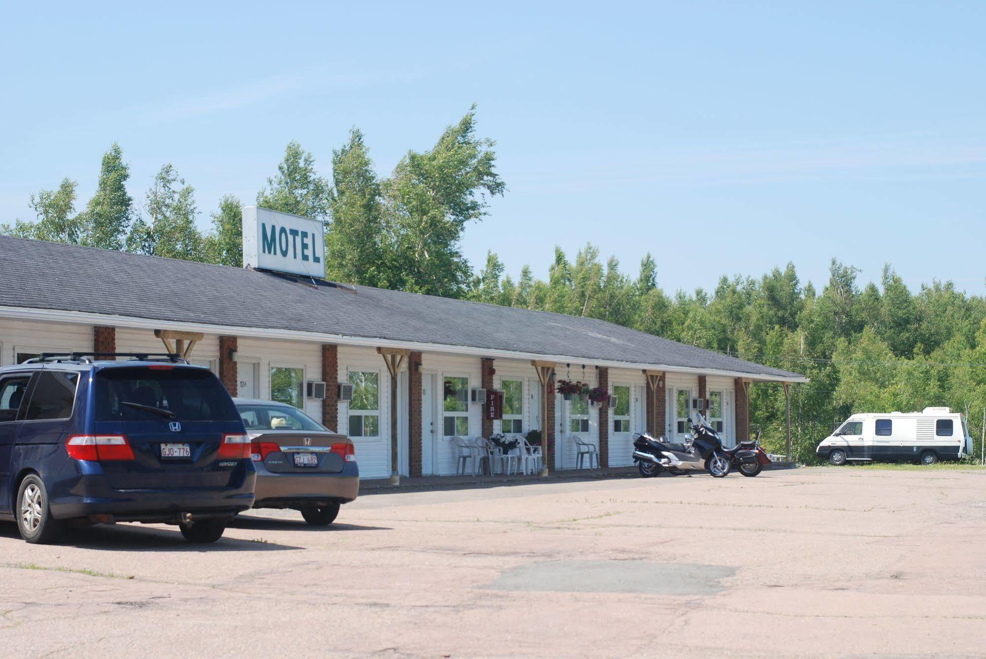 Tantramar Motel Sackville Exteriör bild